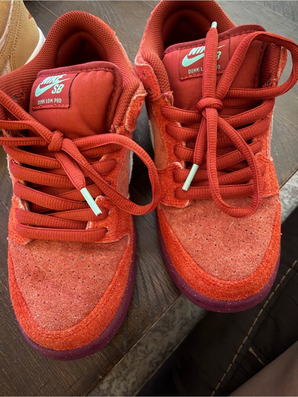 Nike SB Dunks Men’s 6 Woman’s 8 - Picture 3 of 5